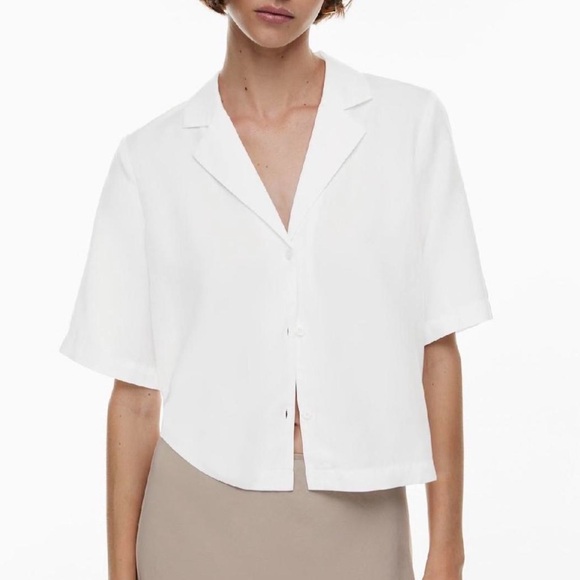 Aritzia Wilfred Free Beso Blouse Light Birch Crepe Satin Blend SS Collared Small - Picture 2 of 8